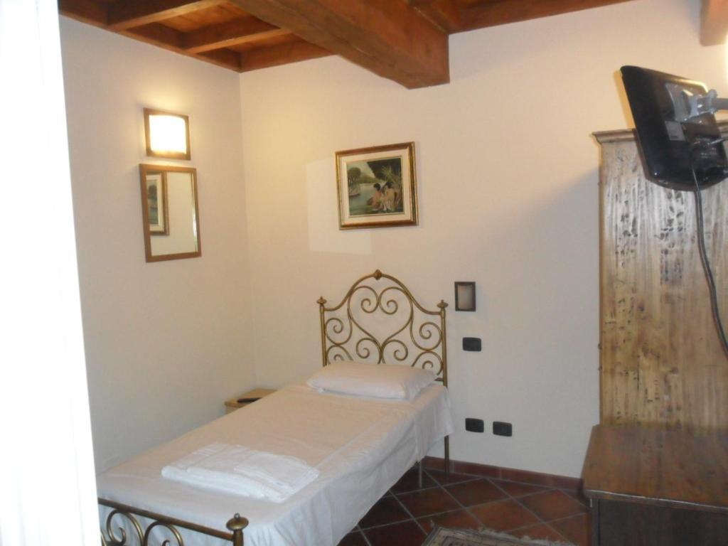 Agriturismo Al Navile Malalbergo الغرفة الصورة
